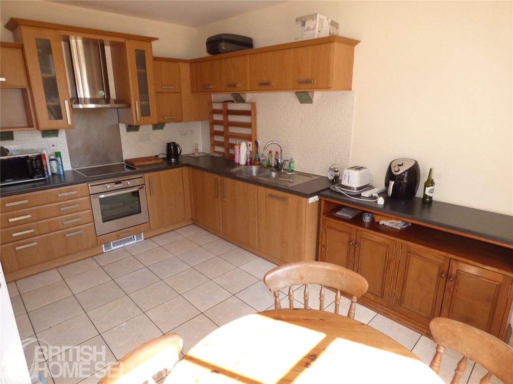 Property photo 2 of 14 Picture No. 07