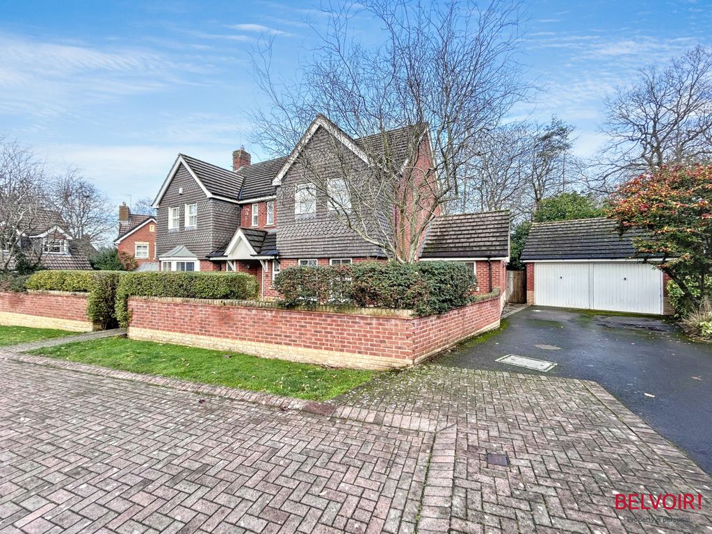 Property photo 3 of 36