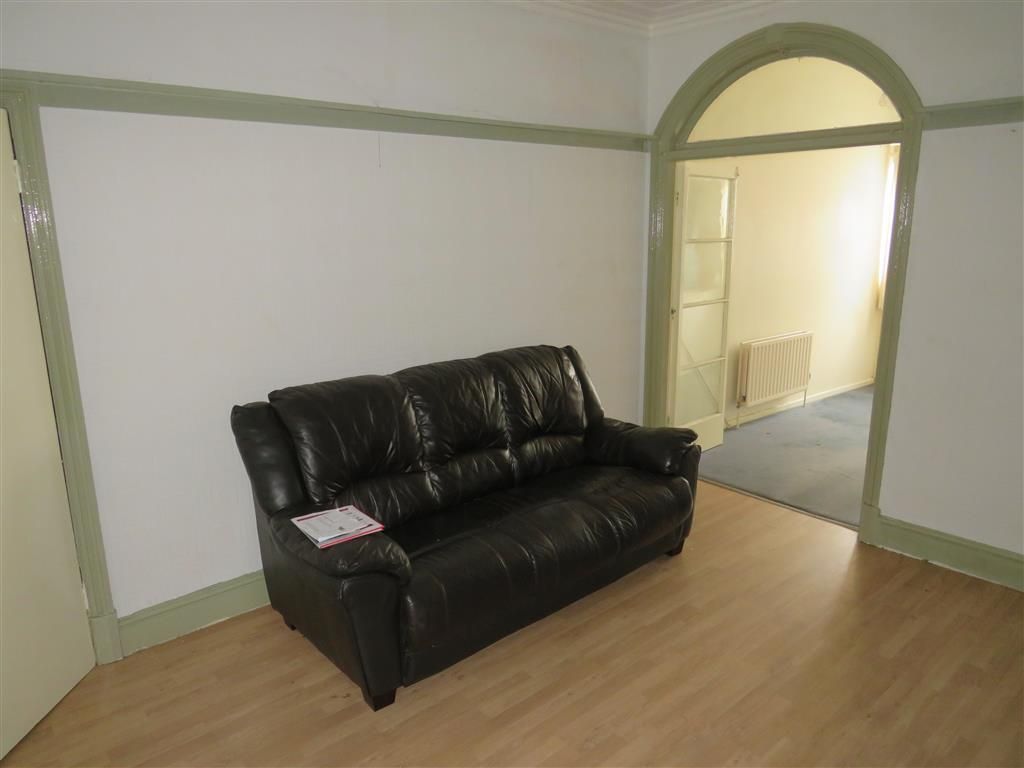 Property photo 2 of 6 Living Room