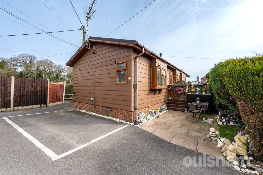 Property photo 1 of 15 Picture No. 14