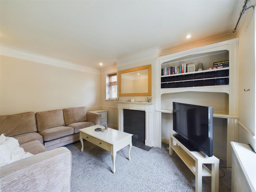 Property photo 2 of 18 Cam02600G0-Pr0186-Still002.Jpg