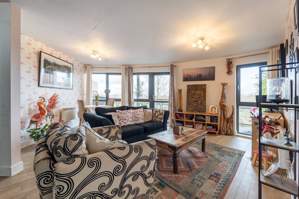 Property photo 1 of 29