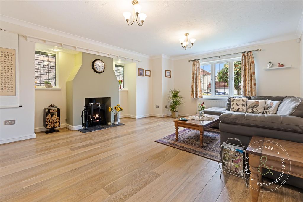 Property photo 2 of 50 Greenwood Road, Llandaff, Hern Crabtere (17).Jpg