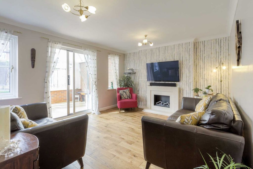 Property photo 2 of 15