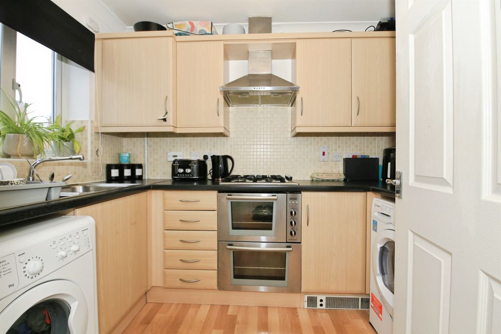Property photo 3 of 15