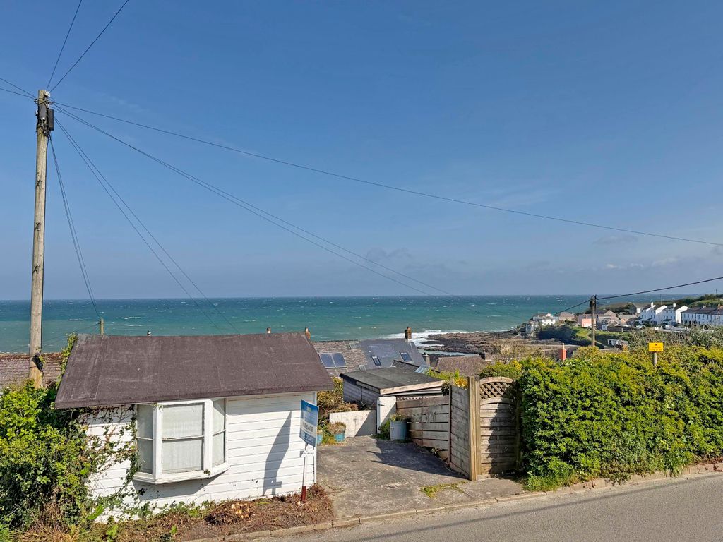 Property photo 2 of 16 Photo 2