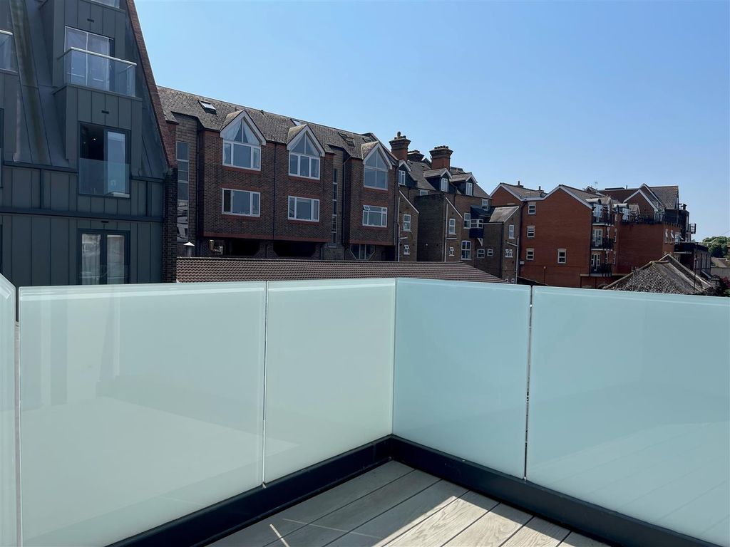 Property photo 2 of 12 Terrace 2.Jpg