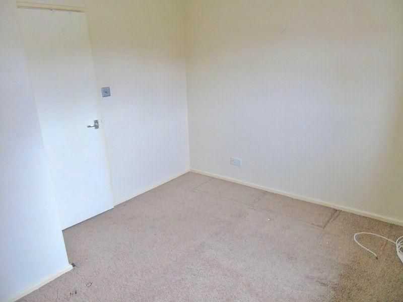 Property photo 3 of 5 97448_5354919_Img_07_0000.Jpg