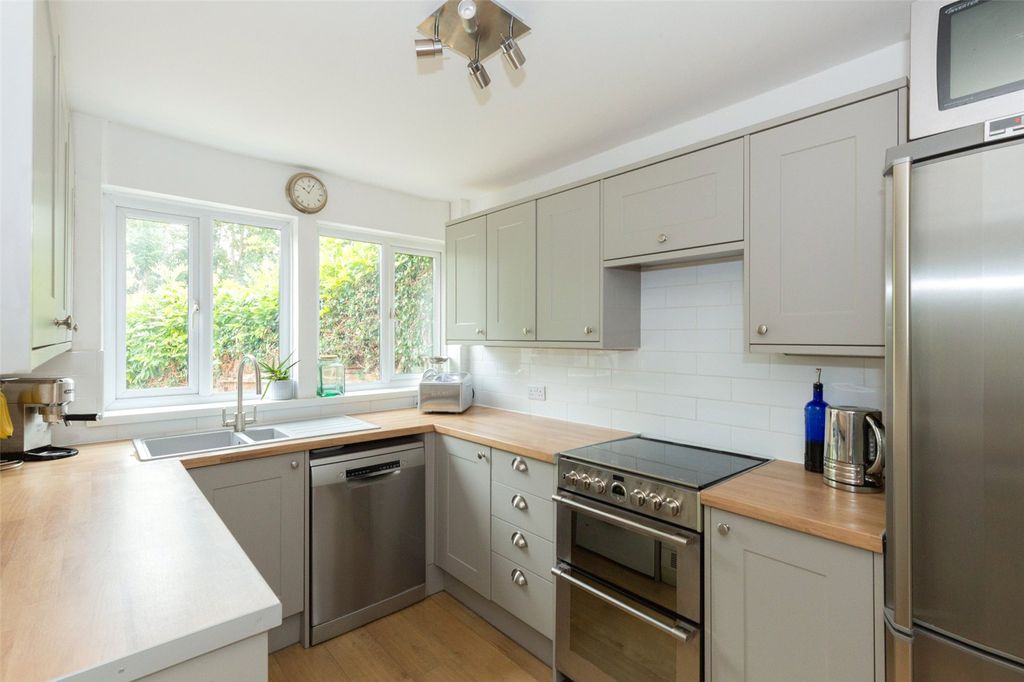 Property photo 2 of 21 Picture No. 05