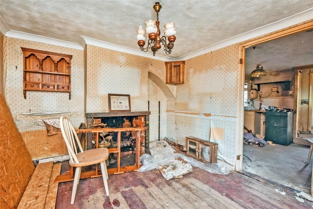 Property photo 3 of 5