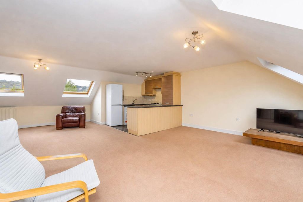 Property photo 3 of 23 2.Jpg