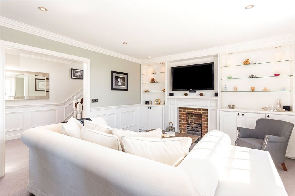 Property photo 2 of 10 Picture No. 02