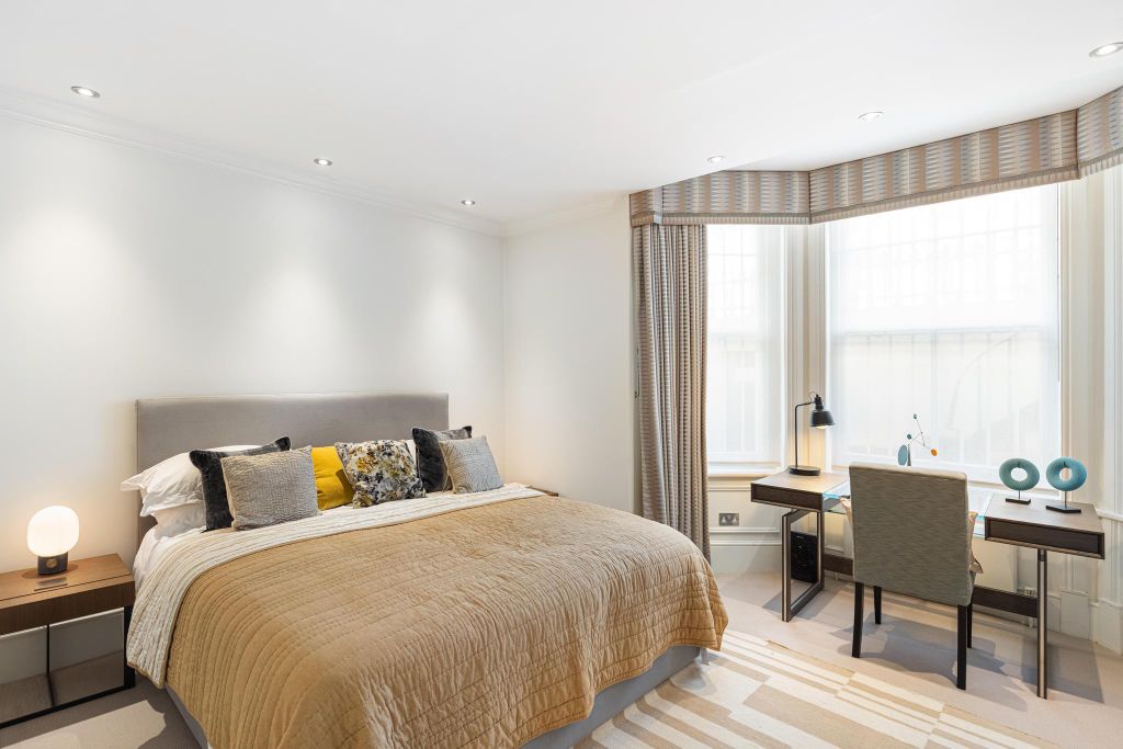 Property photo 3 of 13 Image