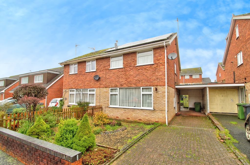 Property photo 1 of 18 Front