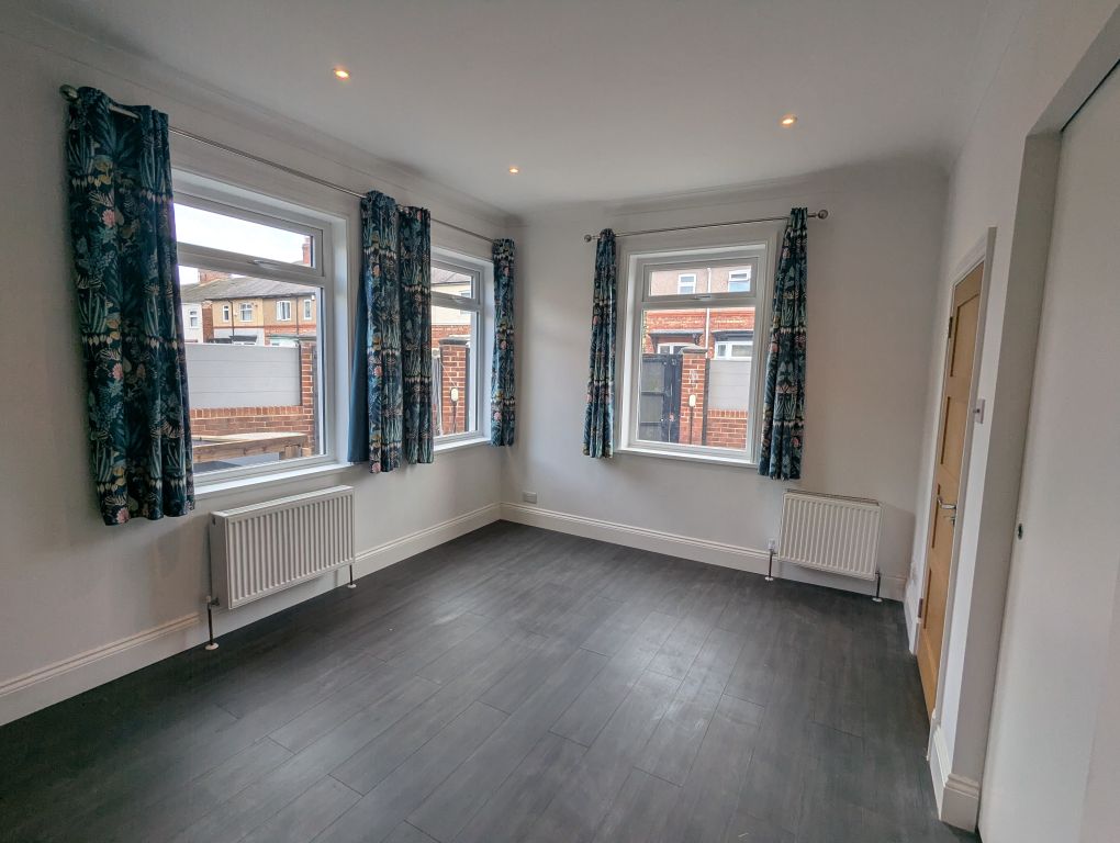 Property photo 2 of 21