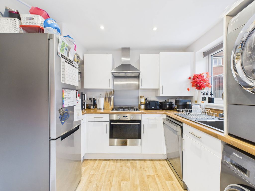 Property photo 2 of 15 Kitchen/Diner