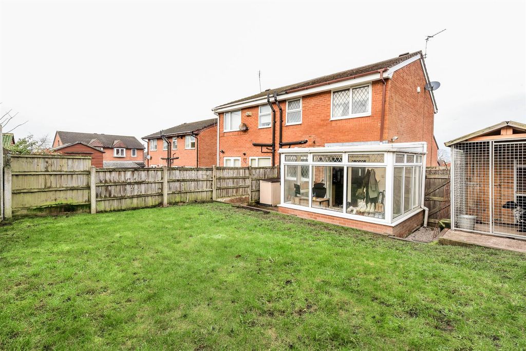 Property photo 2 of 20 Garden