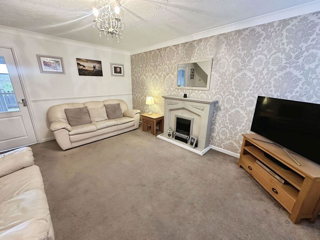 Property photo 3 of 23