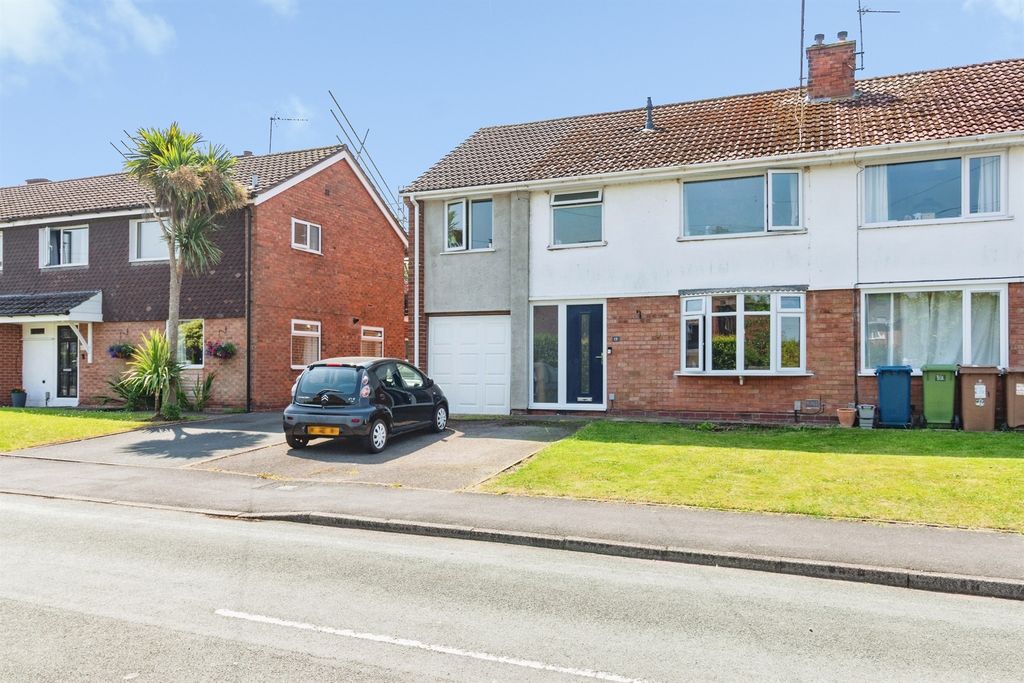 Property photo 2 of 19