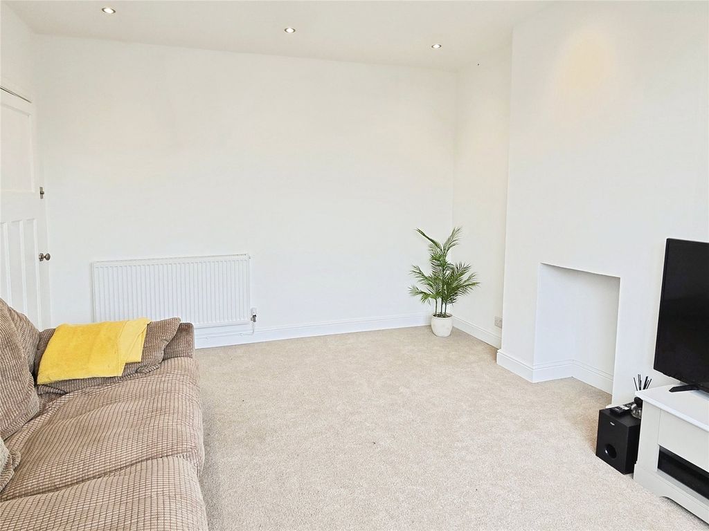 Property photo 3 of 15 Living Room