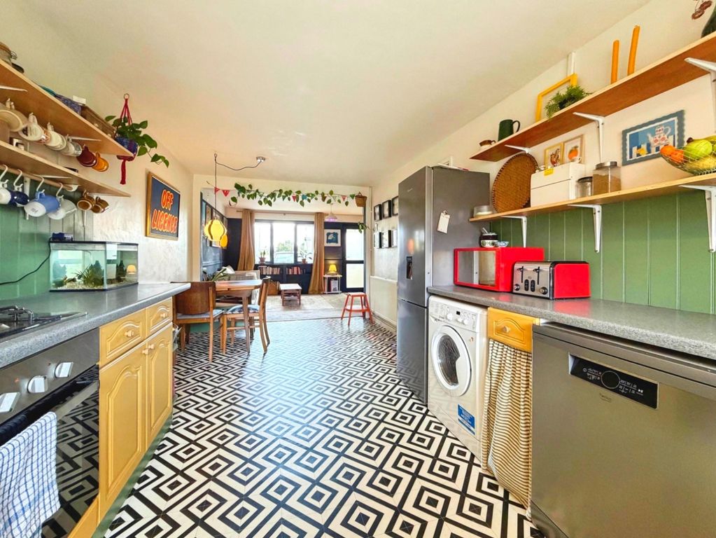 Property photo 1 of 24 Kitchen/Diner