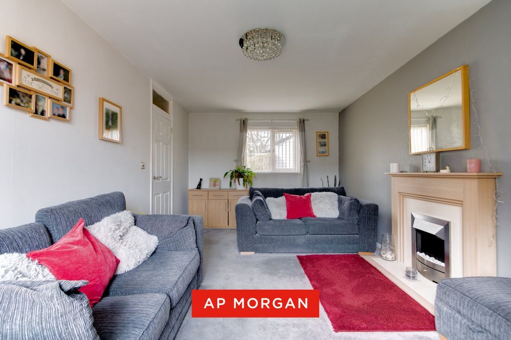 Property photo 3 of 12 Picture No. 13