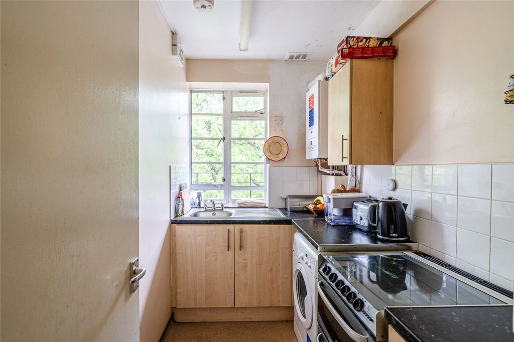 Property photo 3 of 7 Picture No. 08