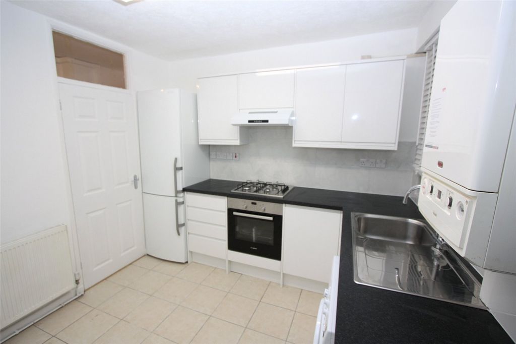 Property photo 2 of 6 Picture No. 10