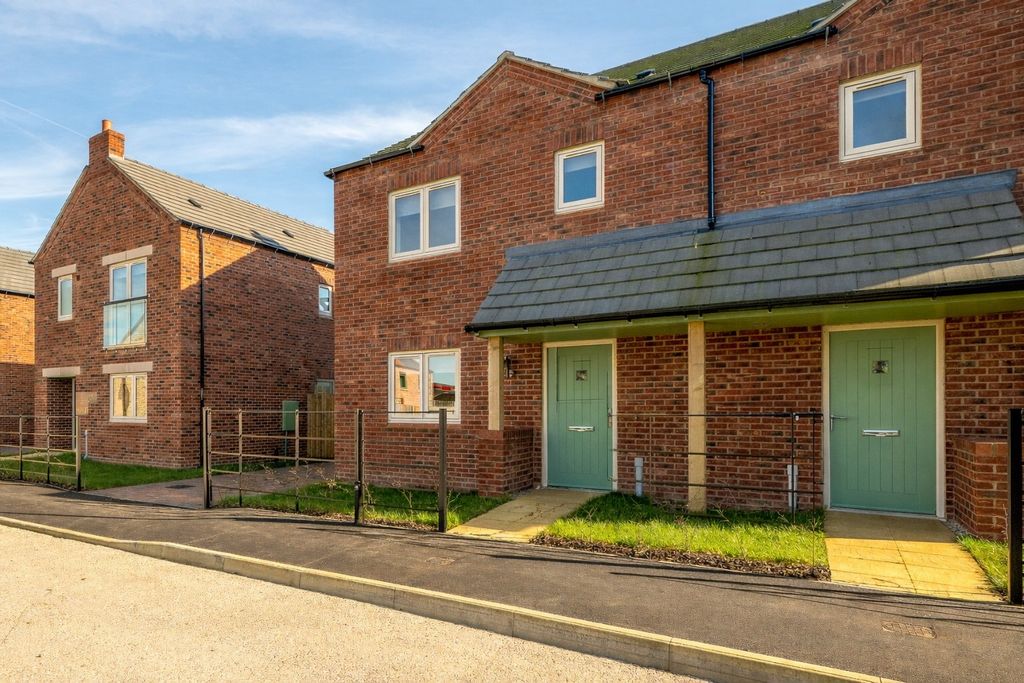 Property photo 1 of 9 5005642