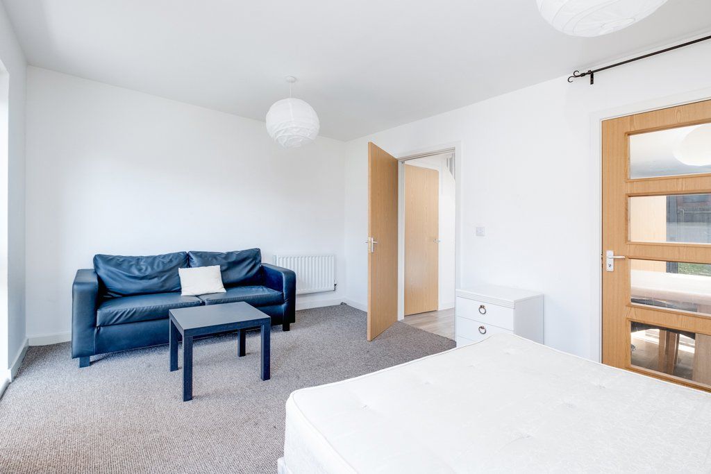 Property photo 2 of 23 Photo 18