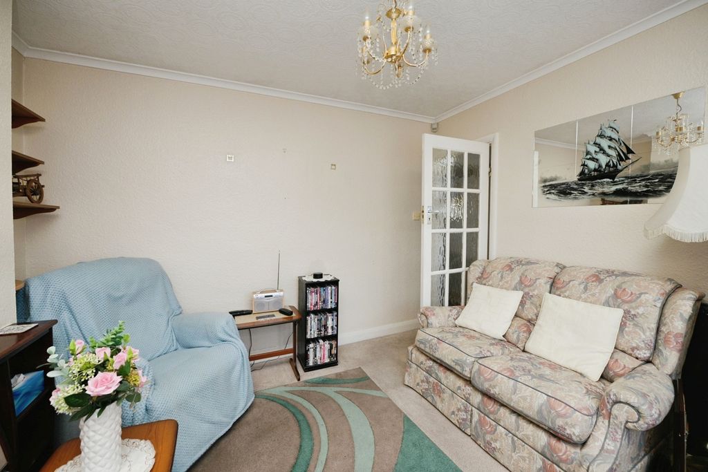 Property photo 3 of 19 Pbox-Img.Jpg