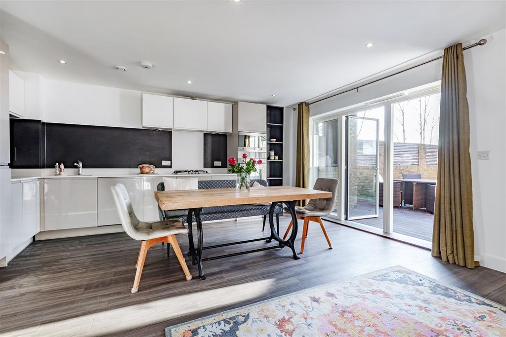 Property photo 2 of 15 Open Plan Kitchen/Reception