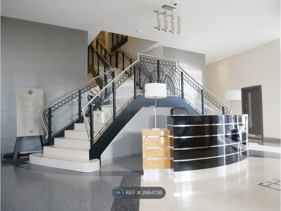 Property photo 2 of 11 Concierge Desk