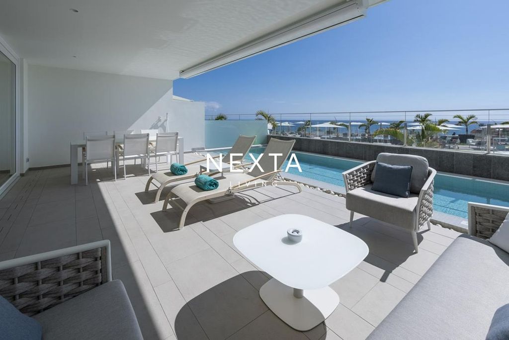 Property photo 1 of 10 ¡Apartment In La Caleta With Private Pool And Panoramic Ocean Views!