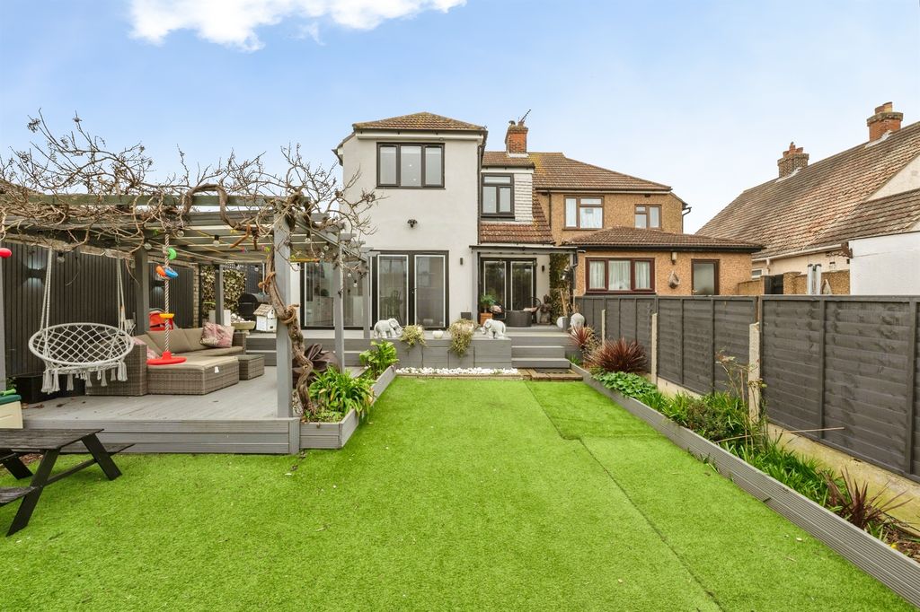 Additional image 18 of 5 bed semi-detached house for saleOrchard Drive, Grays RM17