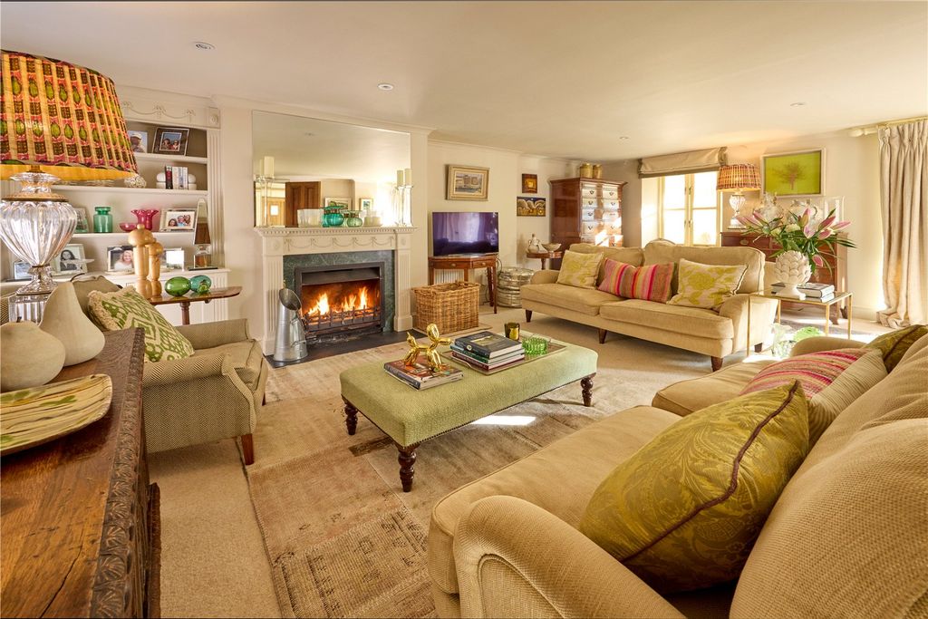 Property photo 3 of 23 Picture No. 08