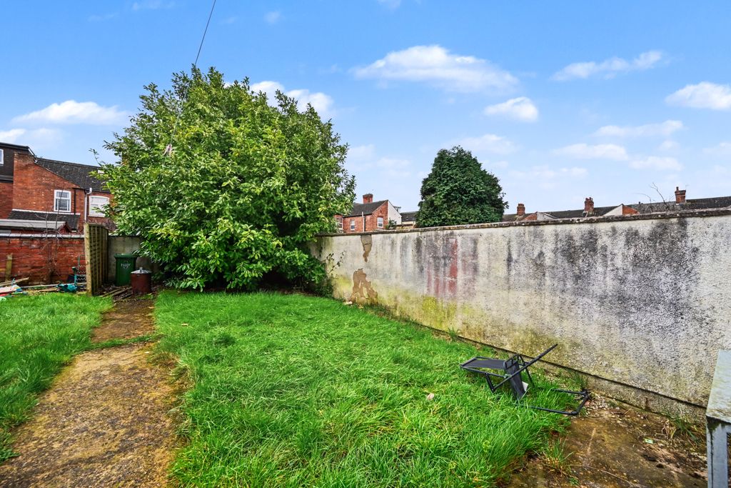 Property photo 2 of 12