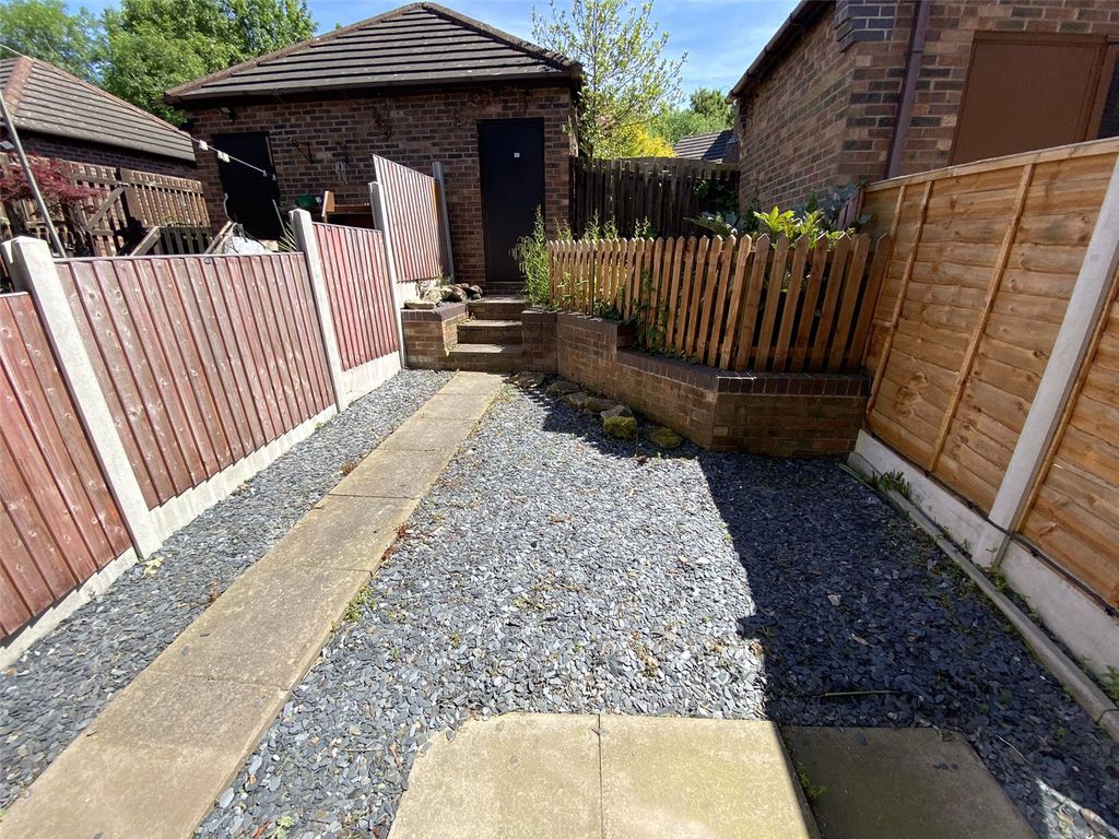 Property photo 3 of 8 Picture No. 30