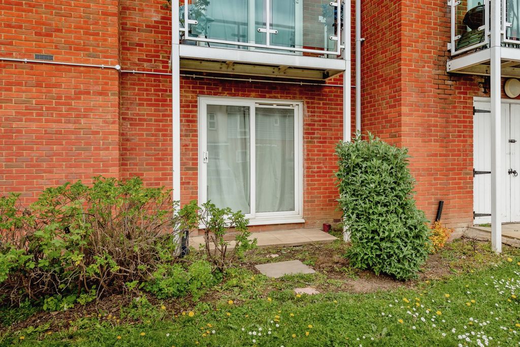 Property photo 3 of 15 Exterior