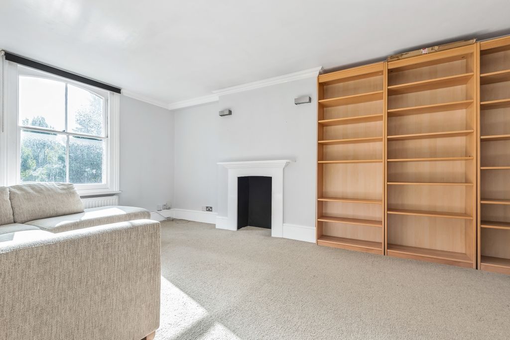 Property photo 2 of 6 Kingston Hill (4)