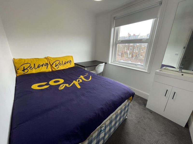 Property photo 3 of 10 Photo 25