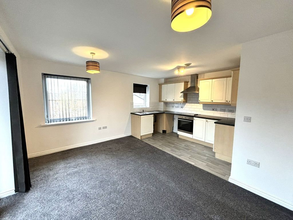 Property photo 2 of 10 Open Plan