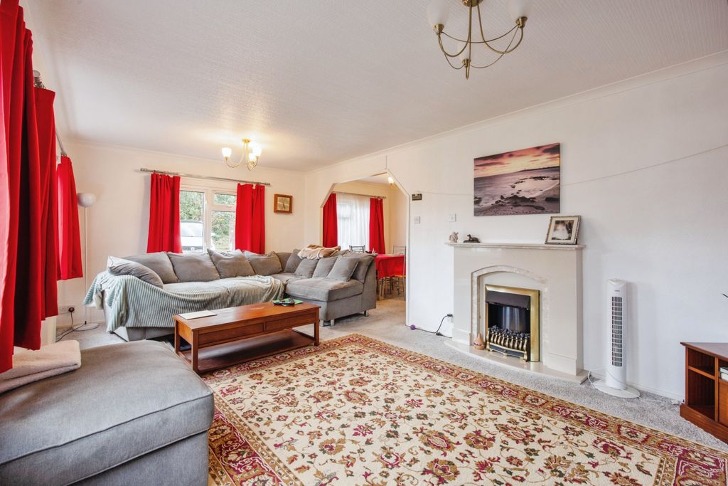 Property photo 3 of 17 Photography