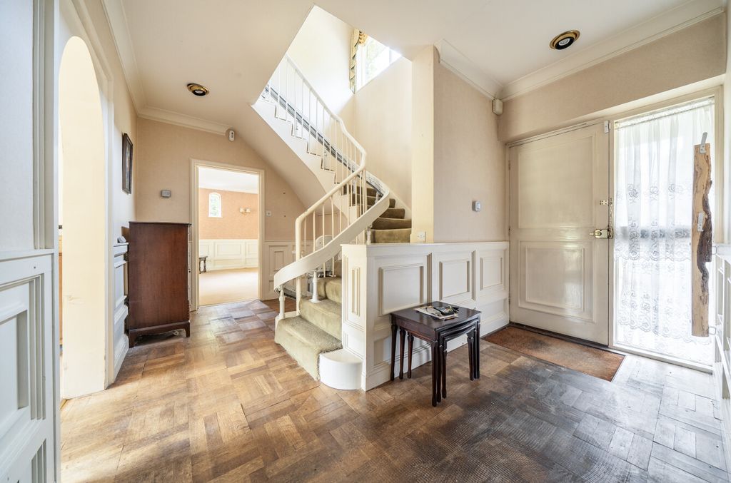 Property photo 3 of 18 1525166 (3)