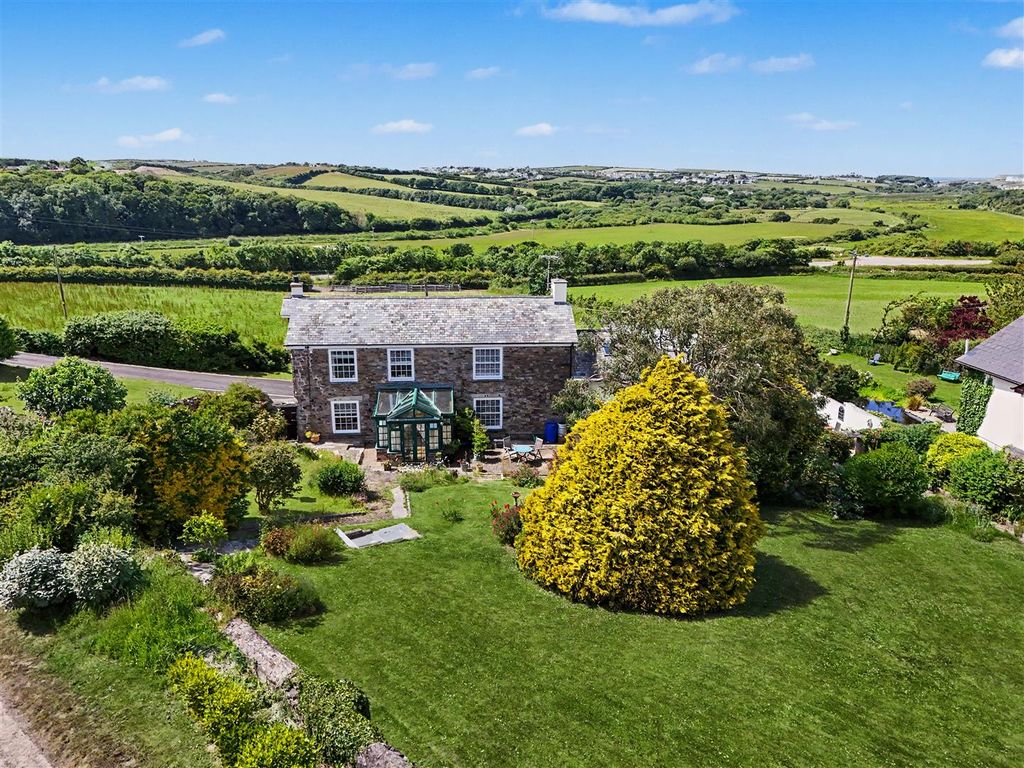 Property photo 1 of 22 Hele Farmhouse