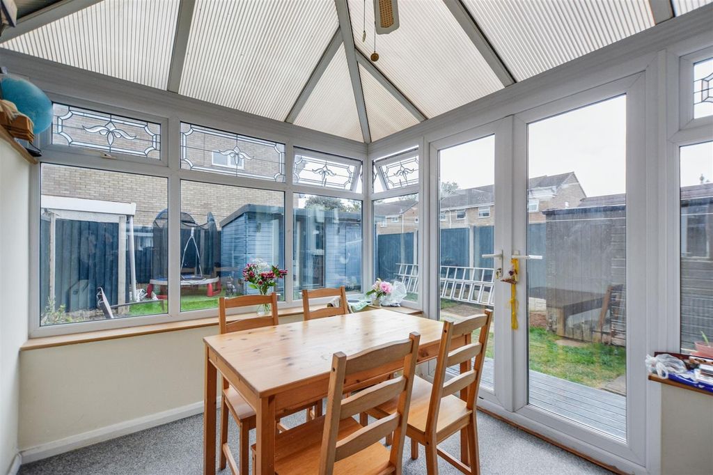 Property photo 3 of 19 Conservatory_1.Jpeg