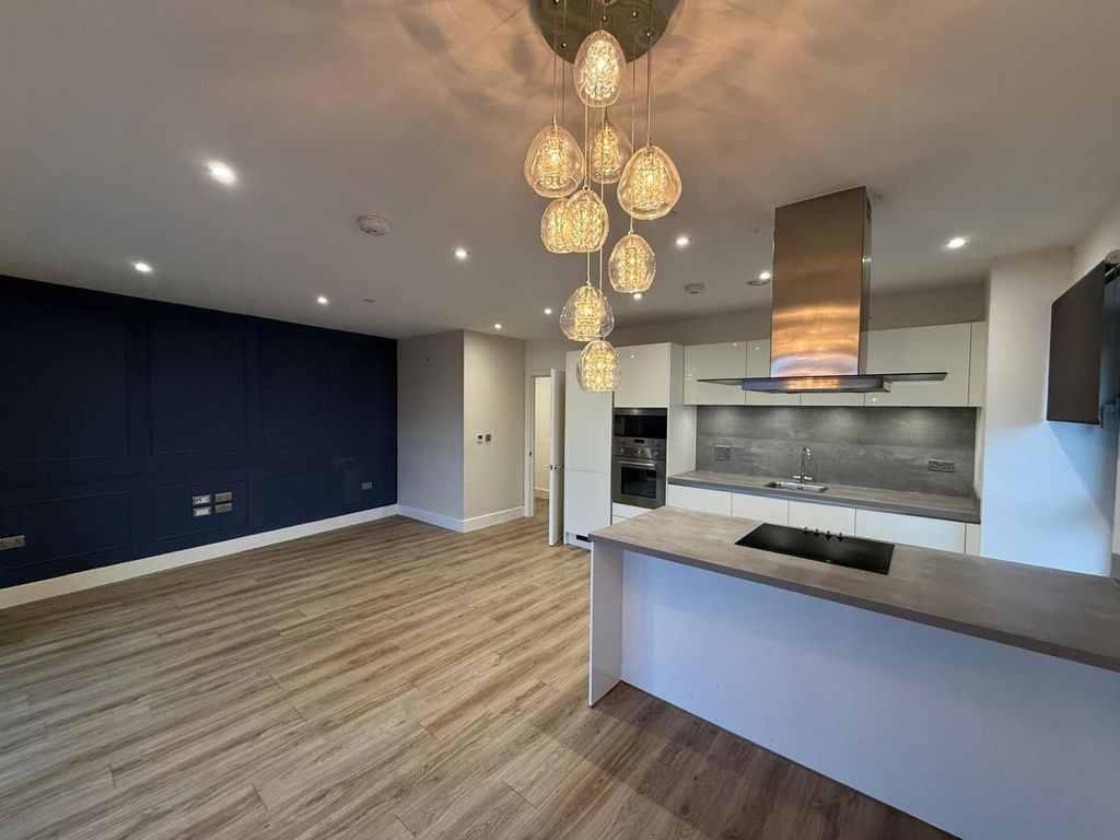 Property photo 1 of 9 Image