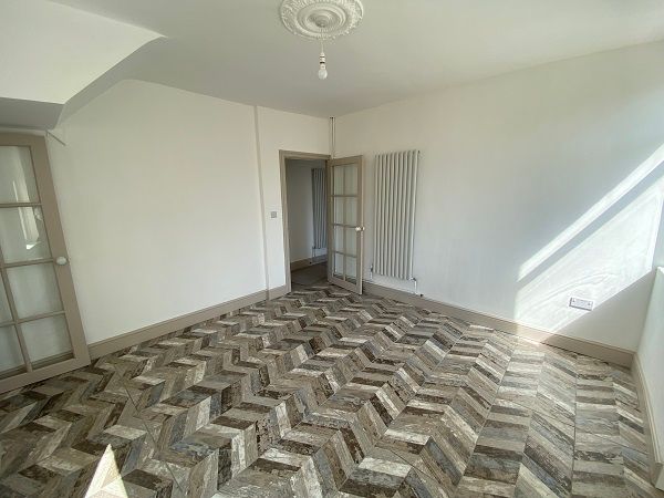 Property photo 2 of 8 Dining Room