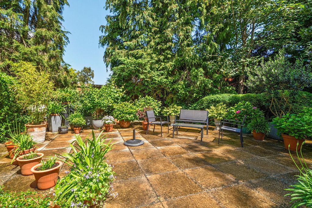 Property photo 2 of 14 1-6A2815E093E06-1...