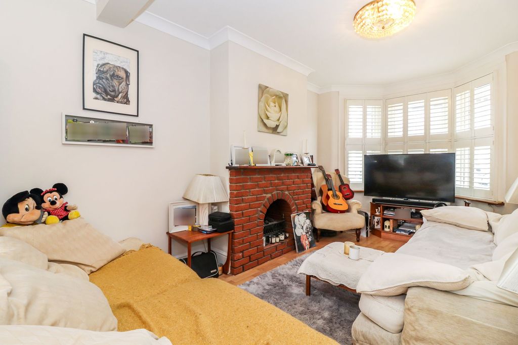 Property photo 2 of 15